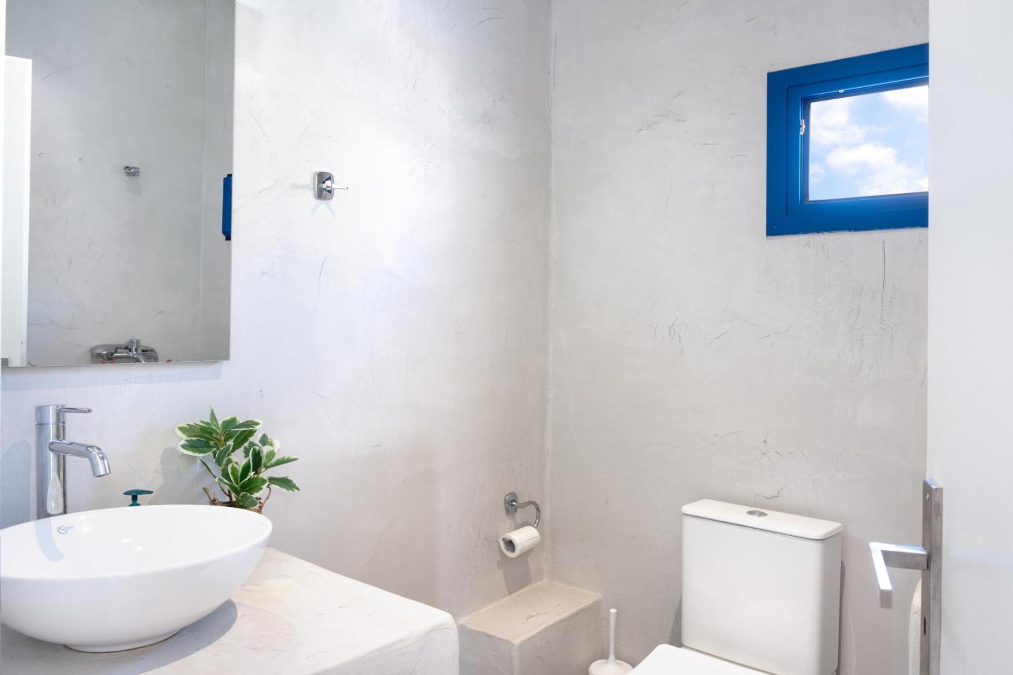 Aegean Blue Santorini Perissa Apartment ภายนอก รูปภาพ