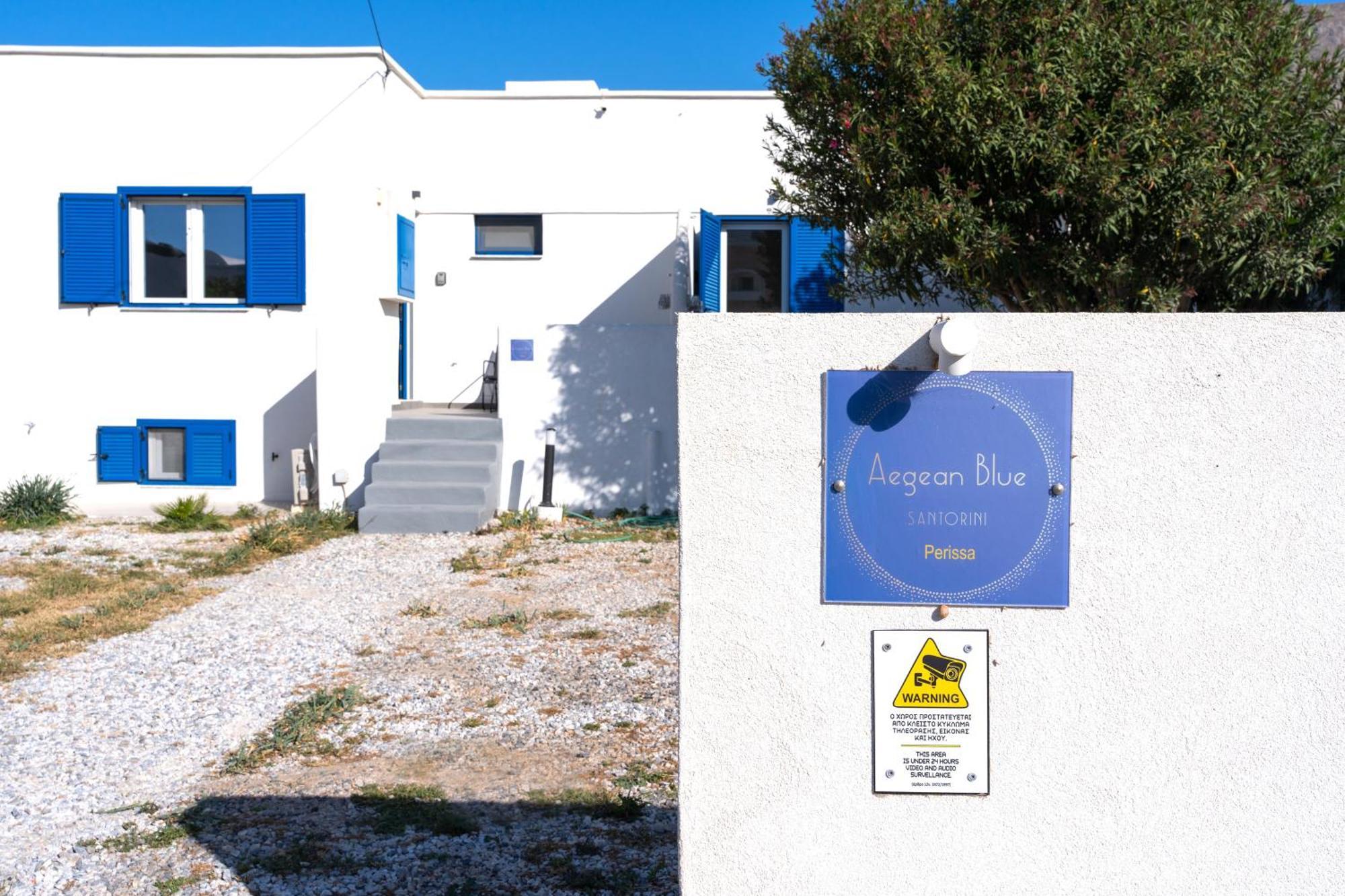 Aegean Blue Santorini Perissa Apartment ภายนอก รูปภาพ